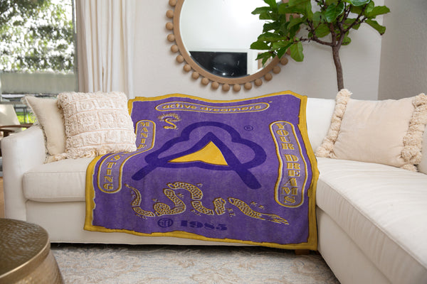 Purple and outlet gold blanket