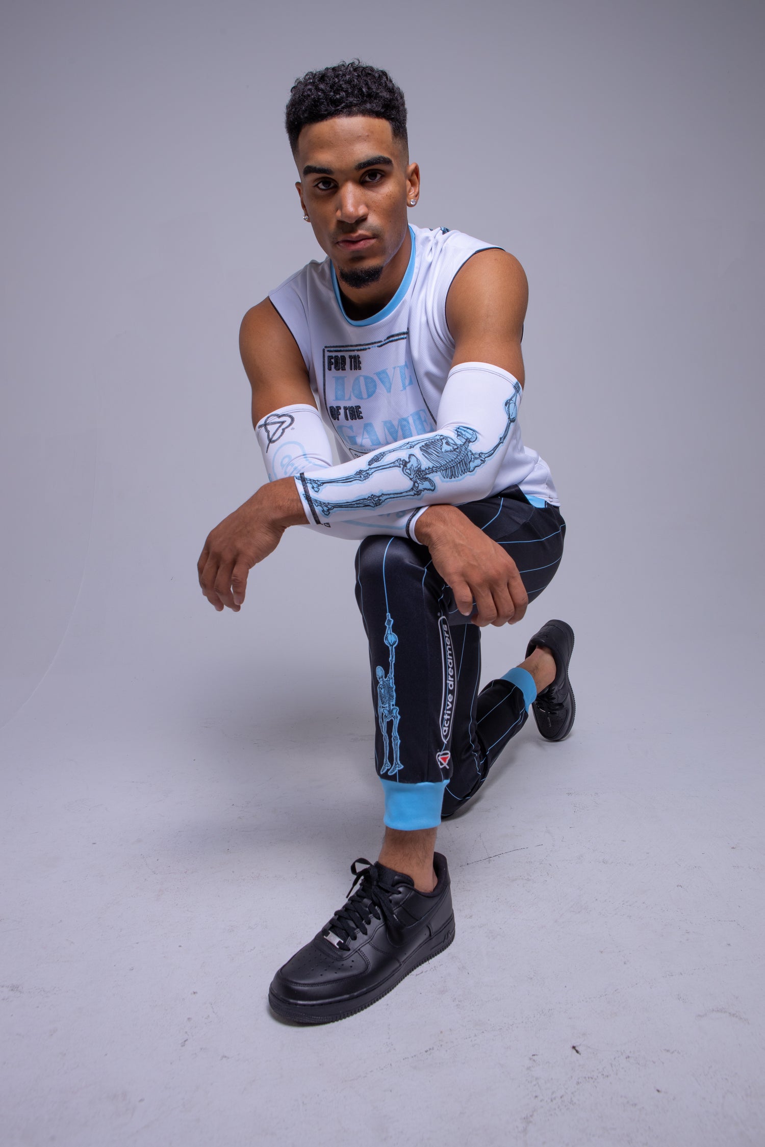 Hang Tight Arm Sleeve Baby Blue on White