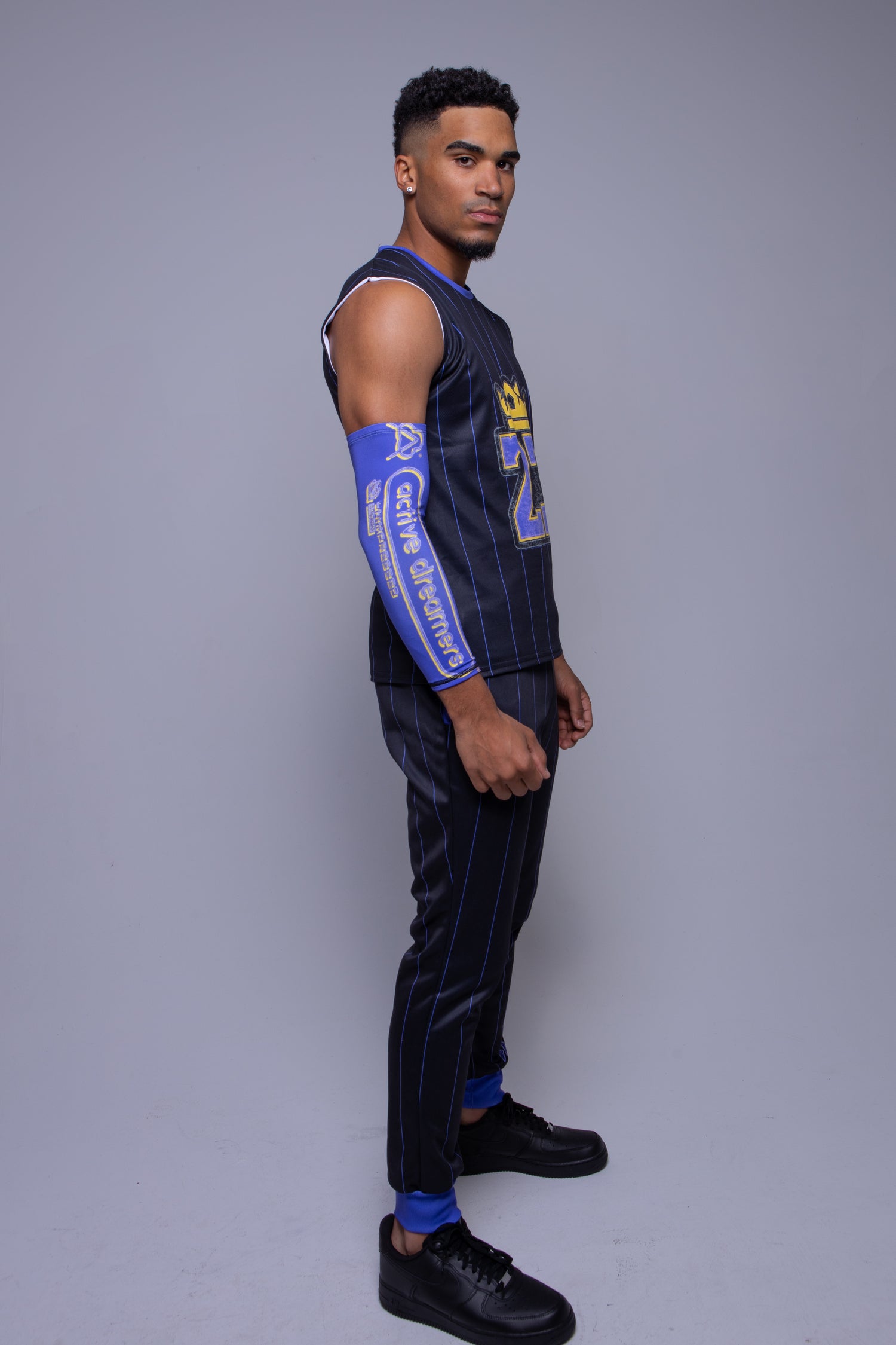 Logo Arm Sleeve Yellow on Purple